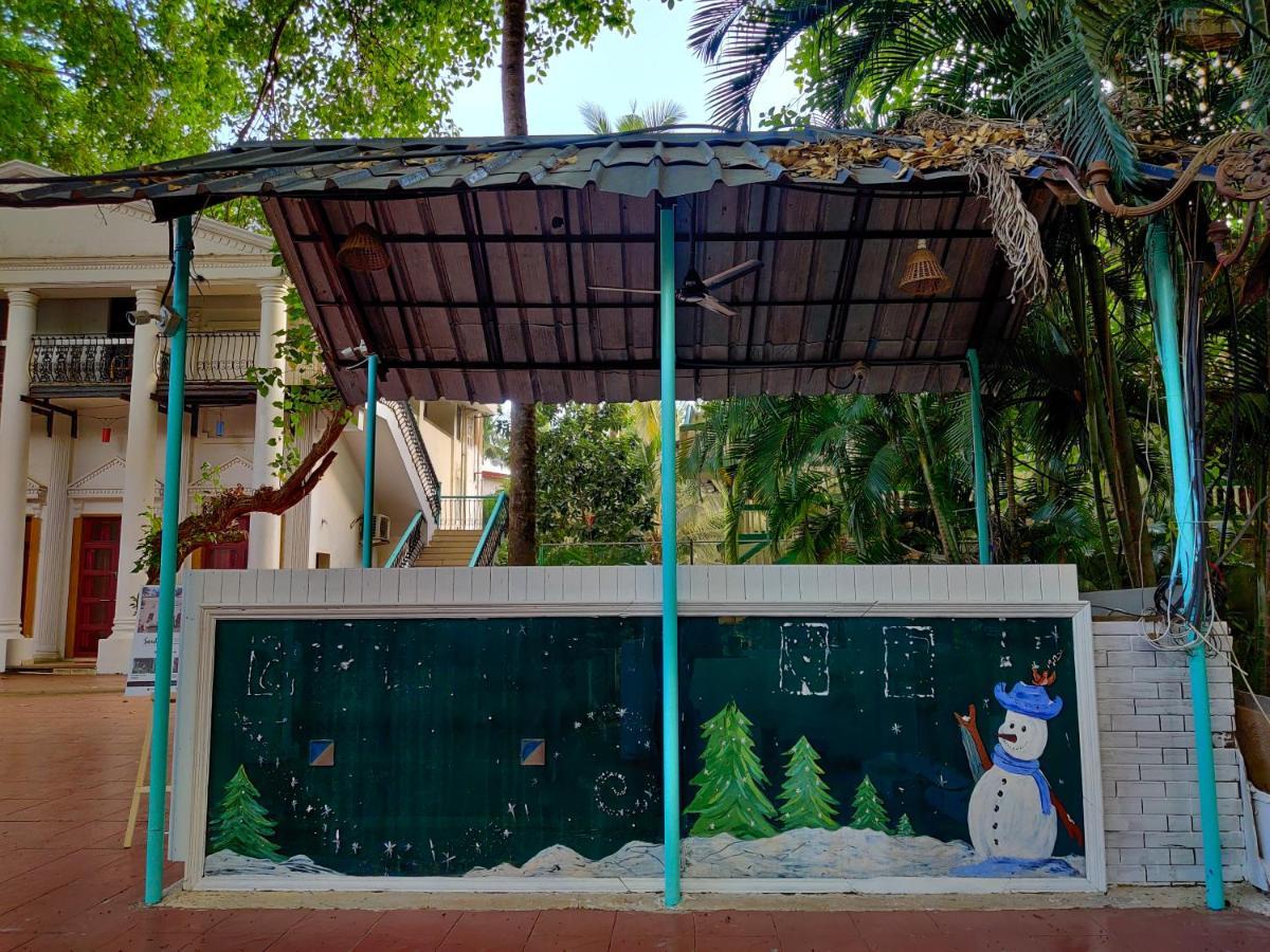 Piggy Calangute By Urban Nomads - Dorms & Pvt Rooms GOA Eksteriør billede